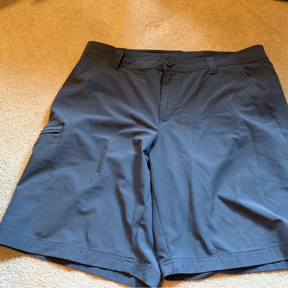 Travis Mathew Charcoal Men's Hybrid Shorts